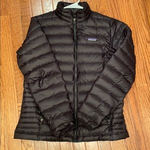 Patagonia women’s down sweater jacket black med